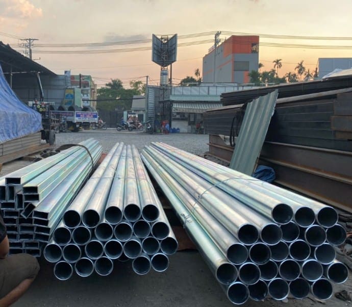 1 cây thép ống dài bao nhiêu