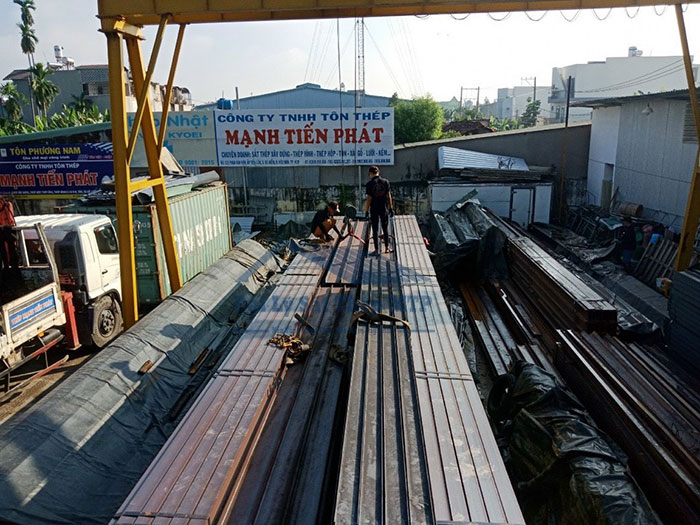 Hình ảnh vận chuyển thép hình ra công trình ảnh 11