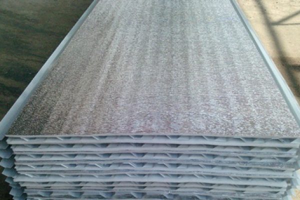 Bảng giá tôn PE cách nhiệt hiện nay như thế nào?