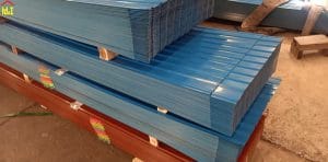 Tùy theo đặc điểm, kết cấu và tôn nền mà có thể chia tôn 11 sóng thành nhiều nhóm sản phẩm khác nhau