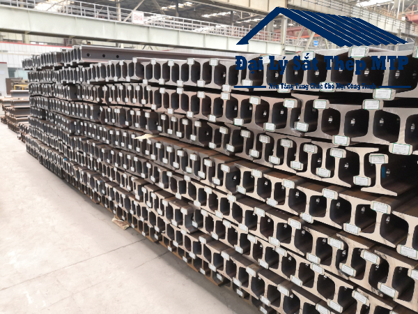 Kho thép ray P60 của Đại Lý Sắt Thép MTP hân hạnh phục vụ quý khách