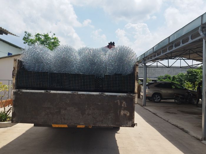 Lưới B40 có bị gỉ không
